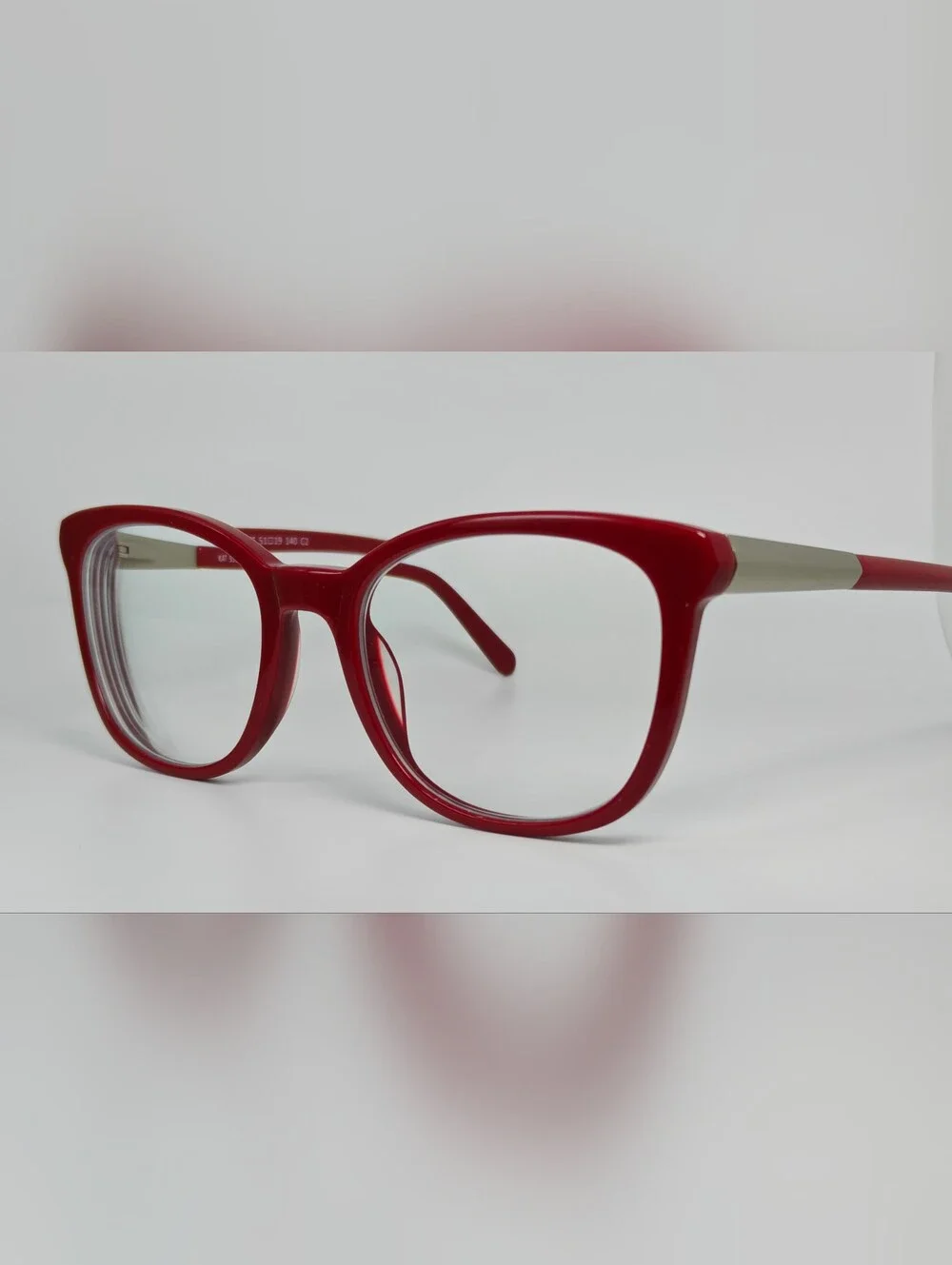 Kat. Stylish Red Women's Cat Eye. Wayfarer Vibes.